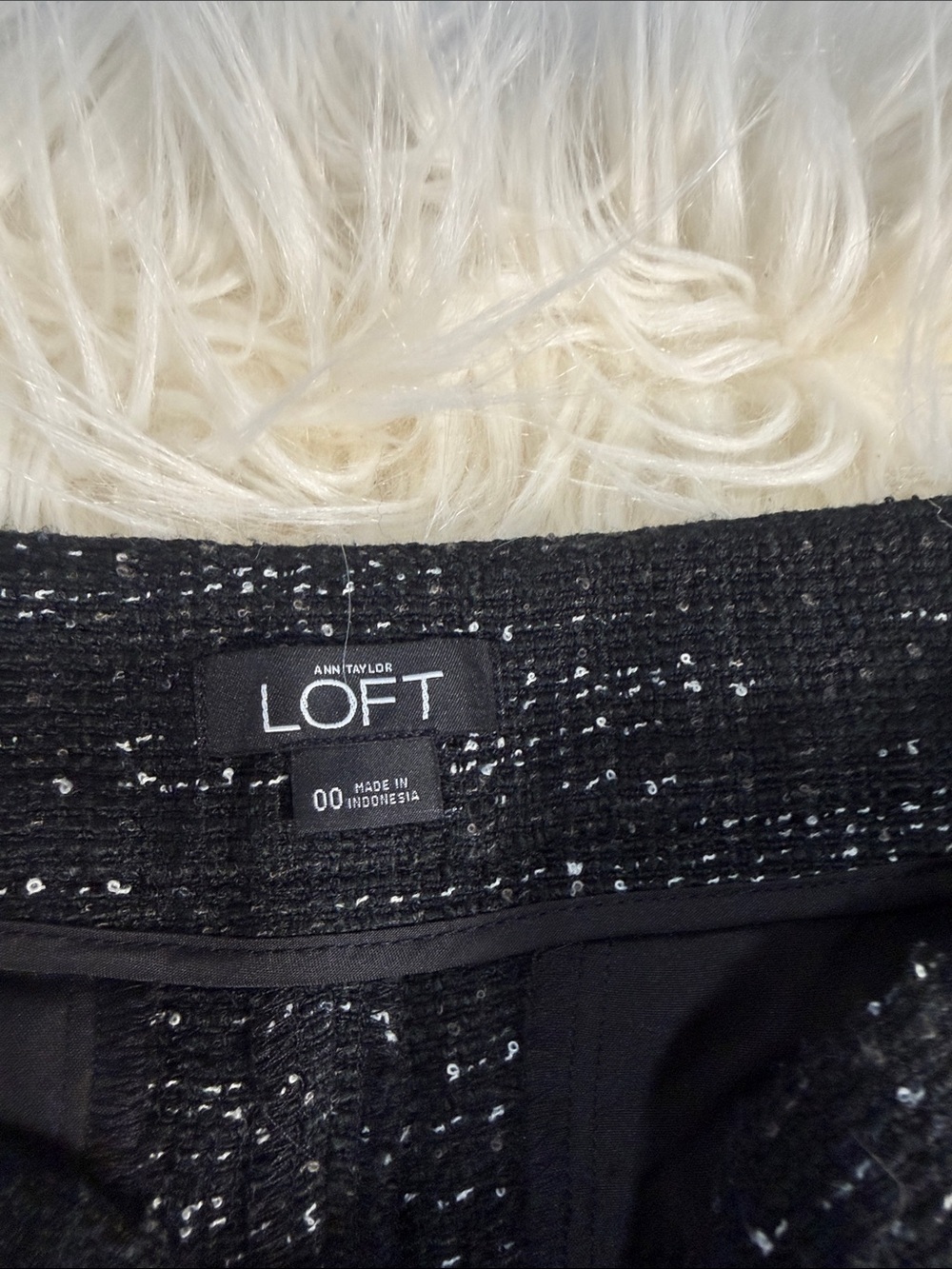 LOFT Black Tweed High-Rise Frayed Hem Shorts - Picture 2 of 2